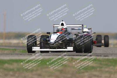 media/Oct-25-2025-CalClub SCCA (Sat) [[34c778dfbe]]/Group 3/Qualifying/